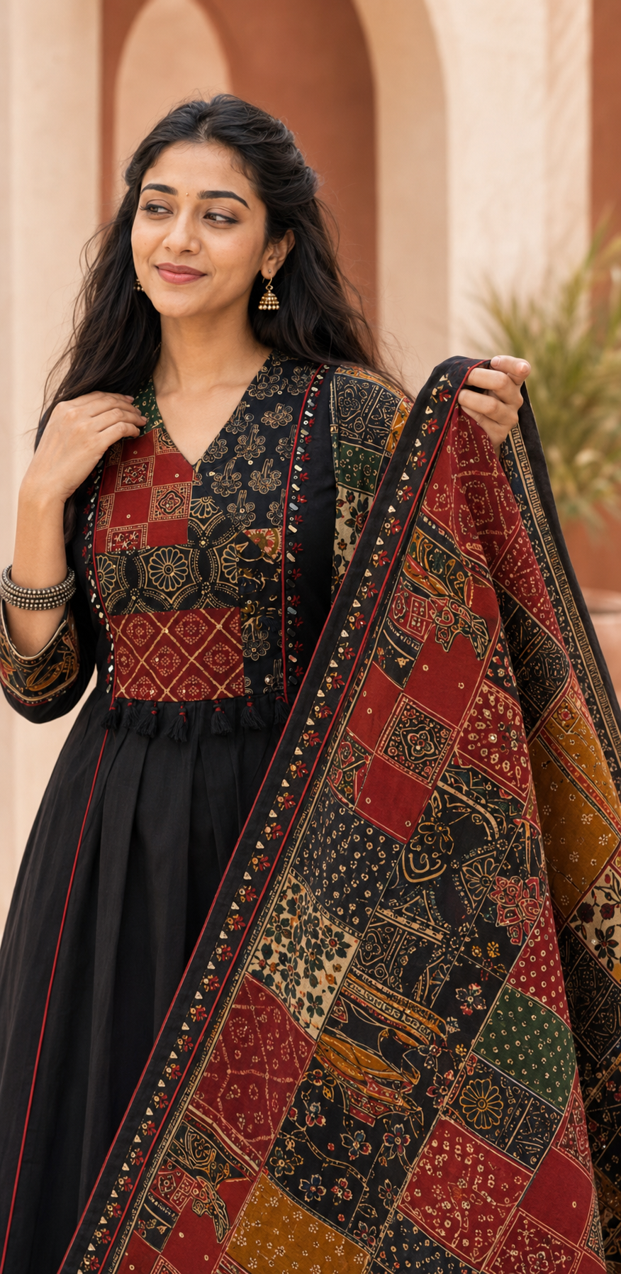 ZHURI Black 3 Piece Chudithar Set